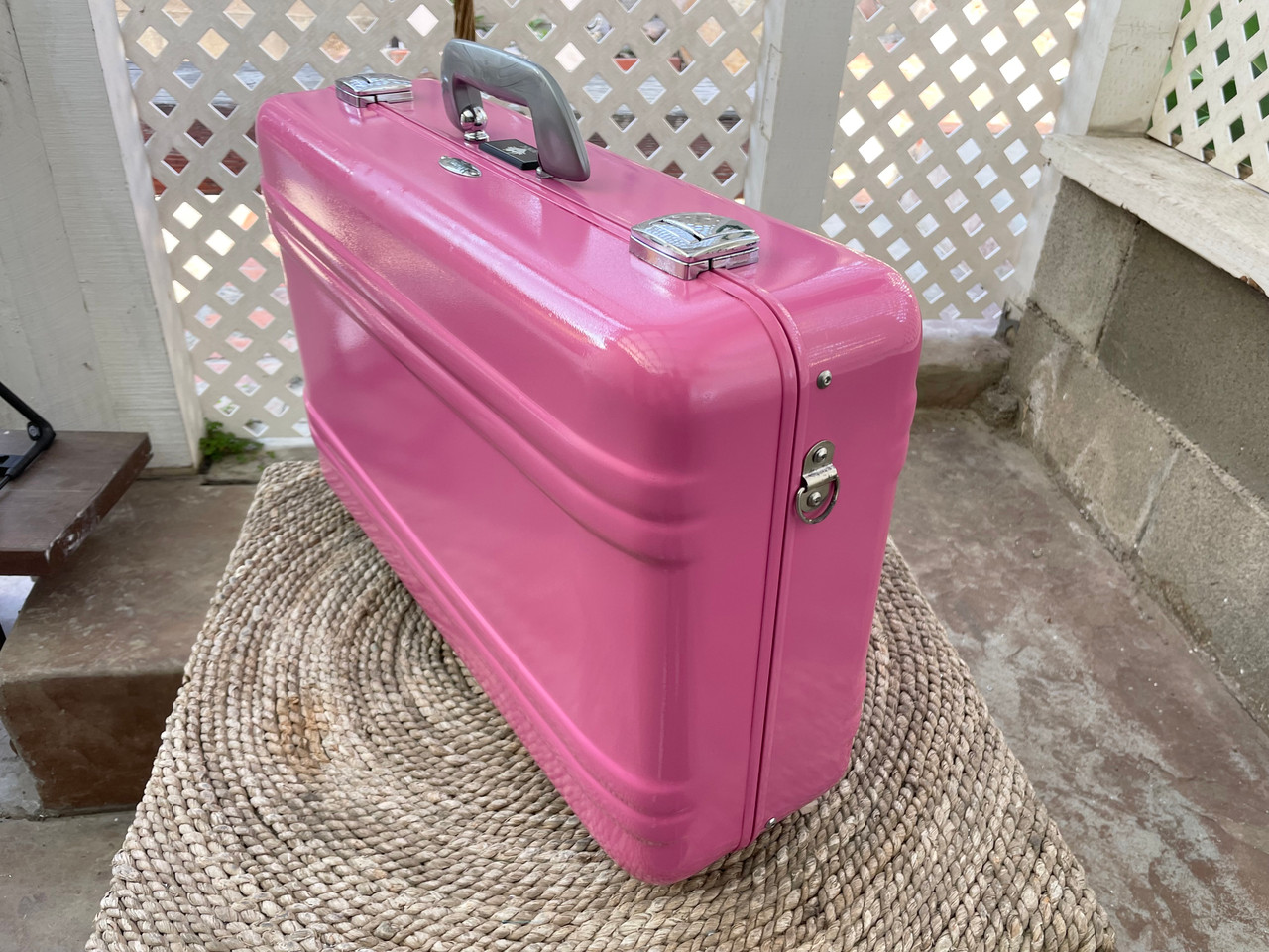 BPNYC ZERO Halliburton Eurorack Modular Travel Case 7U 96hp Bubblegum SOLD